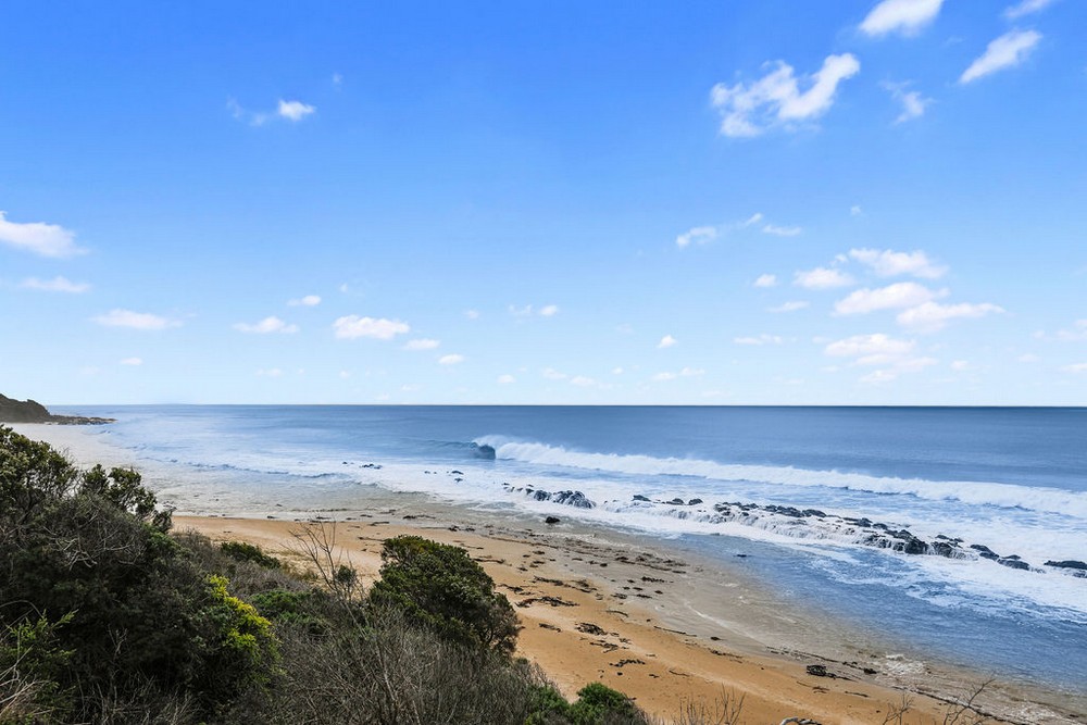 Coastline between Separation Creek Beach and Wye River Beach