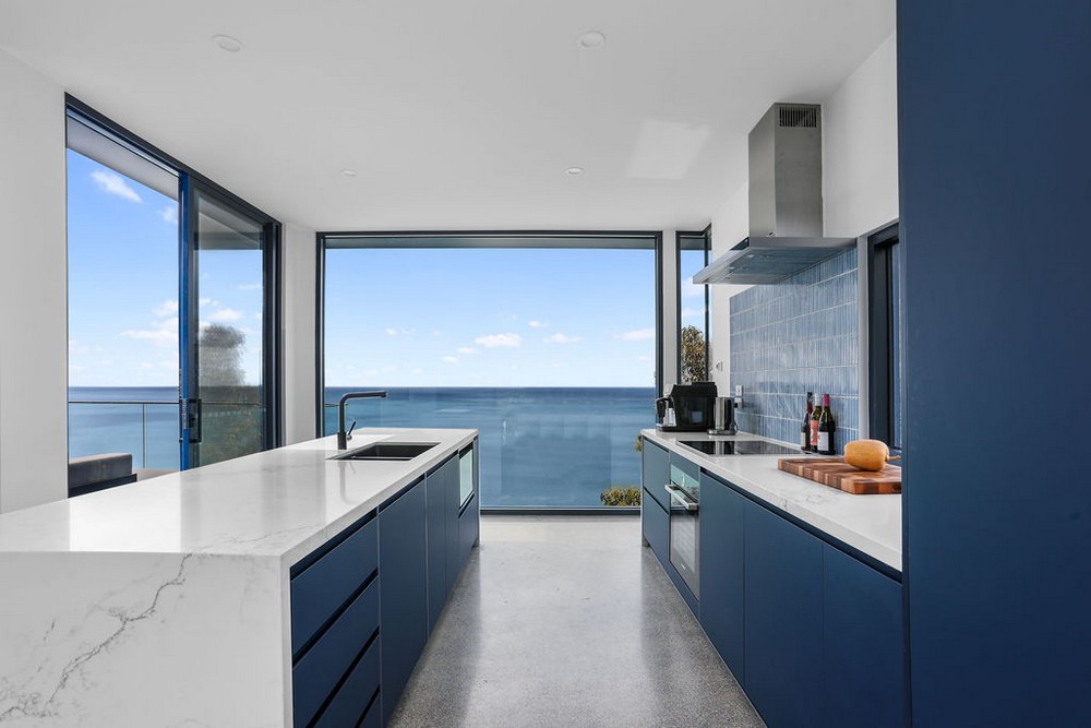 Kitchen overlooking the ocean
