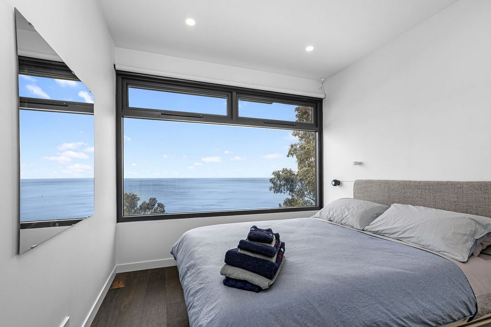 Bedroom overlooking the ocean